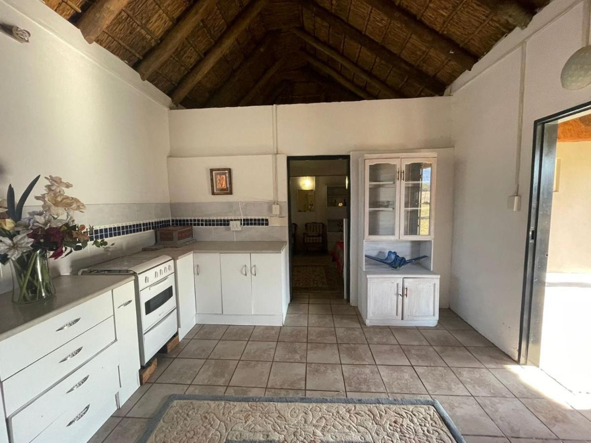 Vanross Self Catering Accommodation Thabazimbi Esterno foto