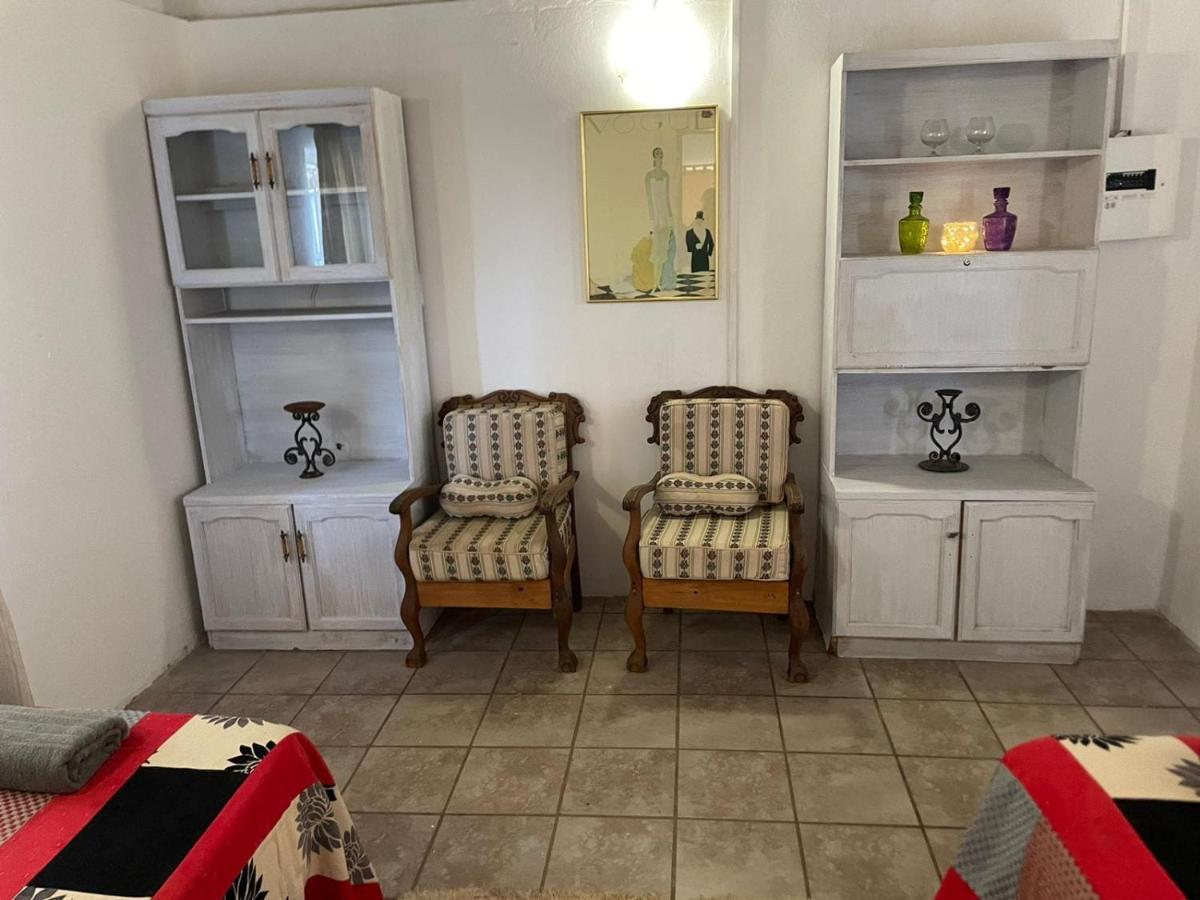 Vanross Self Catering Accommodation Thabazimbi Esterno foto